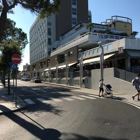 Condominio Centrale * Lignano Sabbiadoro